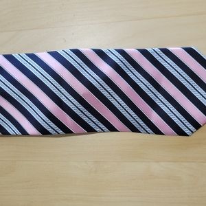 Harve Benard Men's tie